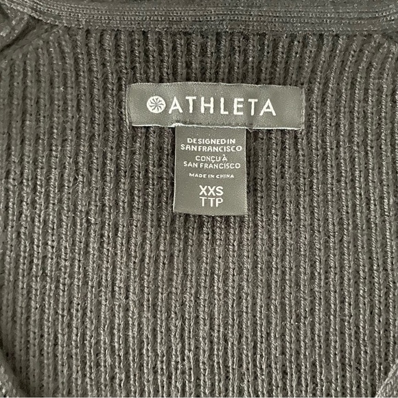 Athleta Hanover Refined V-Neck Black Soft Merino Wool Tunic Sweater Size XXS - Picture 7 of 10